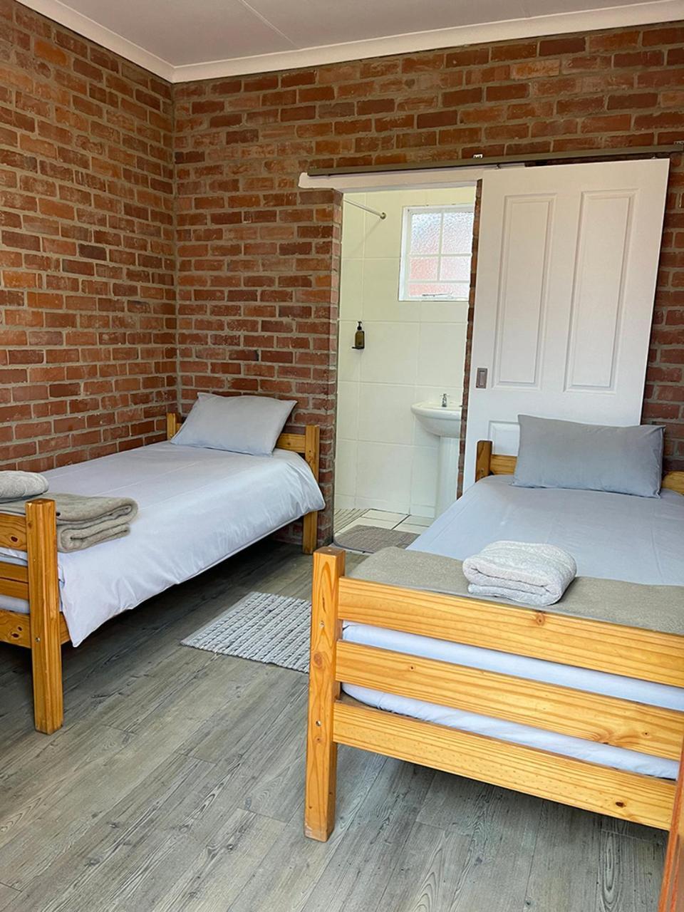 Village Lodge Harrismith Εξωτερικό φωτογραφία