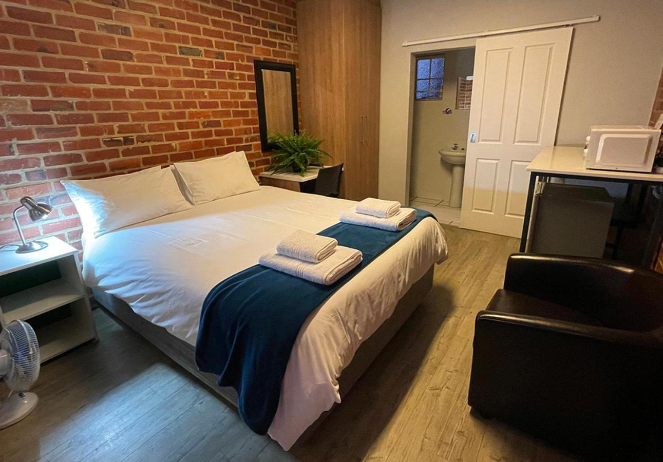 Village Lodge Harrismith Εξωτερικό φωτογραφία