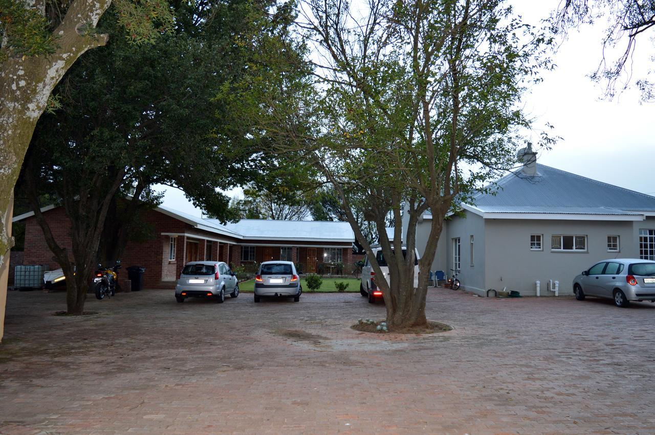 Village Lodge Harrismith Εξωτερικό φωτογραφία